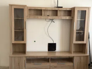 طاولة تلفاز