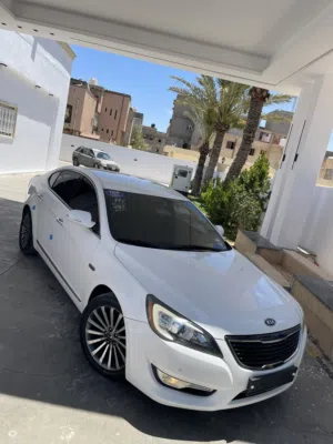 Used Kia Cadenza in Tripoli
