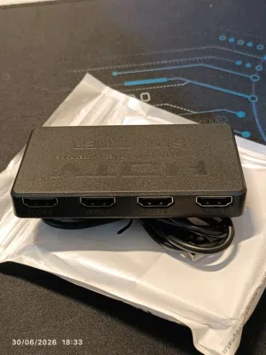 موزع hdmi ينطيك 4 منافذ سعرة 8 الف