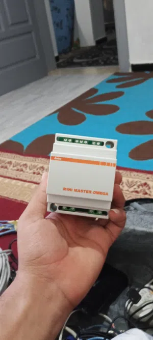 *للبيع لوحة Roleca Mini Master Omega مستعملة نظيفة