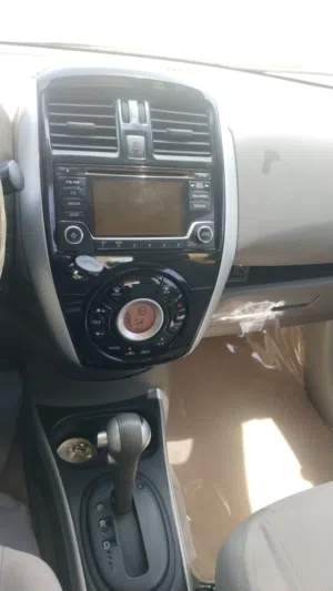 Nissan sunny