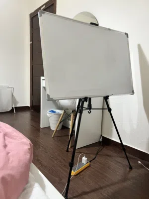 بورد كبير (بدون الستاند)