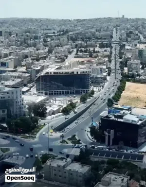 مكاتب مميزة للايجار بموقع تجاري مميز على الدوار السابع،فرصة ممتازة لبدء أو توسعة عمل بتكلفة مناسبة