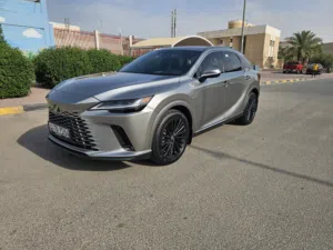 Used Lexus RX in Farwaniya