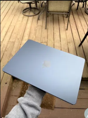 Apple 2025 MacBook Air 13-inch Laptop لابتوب ابل ماك بوك اير 13 انش
