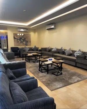 4 Bedrooms Chalet for Rent in Muscat Seeb