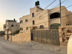 عقار مستقل للبيع