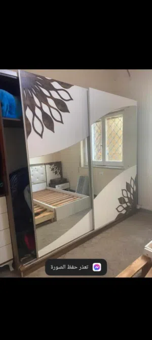 فني اثاث فك وتركيب وصيانة منزلي ومكتبي وتركيب ستائر