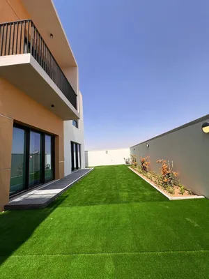 4 Bedrooms . More than 6 bathrooms . 4095 m21