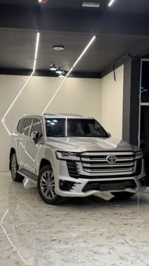 لاندكروزر vx.r