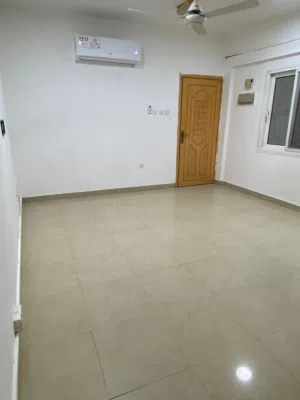 100 m2 2 Bedrooms Apartments for Rent in Muscat Ghubrah