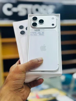 iPhone 17 pro max -256 GB - Good condition- warranty February 2027