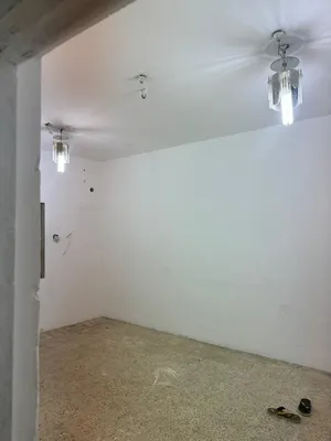 250 m2 5 Bedrooms Apartments for Rent in Basra Mnawi Basha