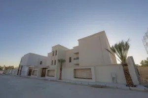 فيلا vip ارضيه فوق شقتين بنظام modern