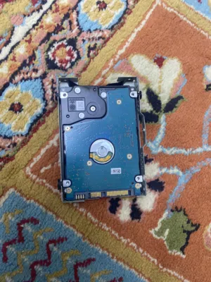 قرص صلب (HDD) مستعمل ولا في اي غلطه ولا في اي مشكله يعمل بشكل ممتاز 500 GB