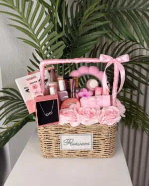 بكجات هداية ستاتي  مميزة افضل هدية فخمة ممكن تقدمها  متوفر بكجات رجالي  لاتتردد واطلب بكج الان