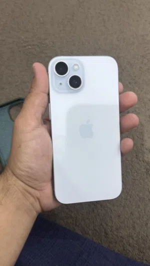 Apple iPhone 15 128 GB in Al Dakhiliya