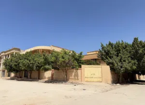 ڤيلتين في حي الدولار بالقرب من عياده الهرم والحديقة