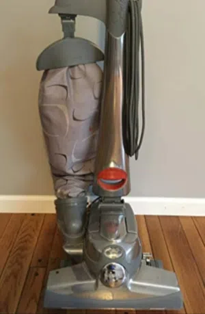 مكنسة كيربي حديثه للبيع