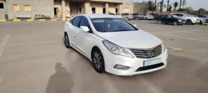 أزيرا أباتشي 2011