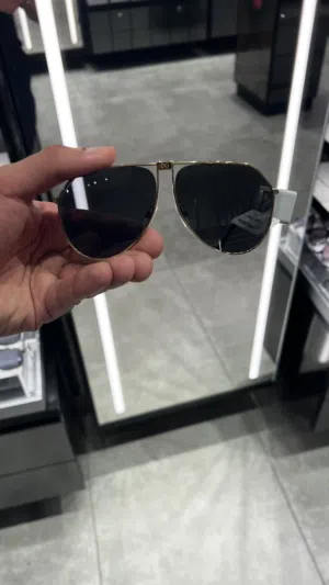للبيع نظارة Dolce & Gabbana أصلية 300 دينار فقط