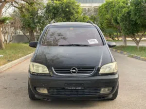 Used Opel Zafira in Tripoli