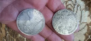 عمل  فضه  قديمه جدا   السعر نهائي  100   كما هو موضح بالصوره