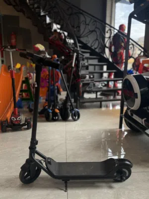 سكوتر شحن كهربائي بعدة ألوان