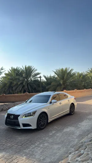 Used Lexus LS in Al Ain