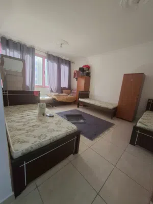 متاح غرف ومجلس