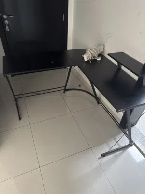 طاولة بي سي pc table