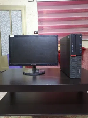 كمبيوتر و شاشه مستعمل على الخفيف للبيع جرش