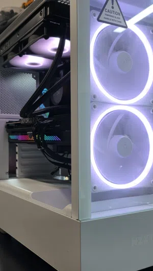 كمبيوتر قوي بأداء ممتاز Powerful Gaming pc asus rog strix