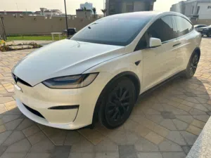 Tesla . Model X . 2023 . Used3