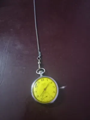 ساعات قديمه