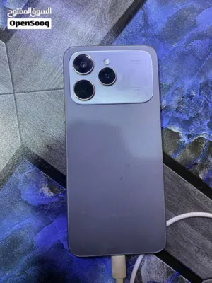تكنو سبارك 40