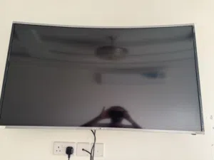 للبيع تلفزيون بسعر ممتاز