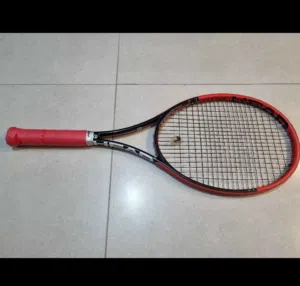 مضرب تنس من نوع HEAD PRESTIGE للبيع. حالة ممتازة. مقبض ا  HEAD PRESTIGE Tennis Racket New condition