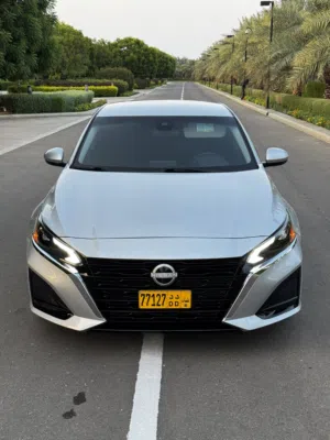 Used Nissan Altima in Al Batinah