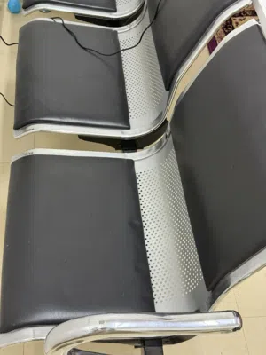 كرسي مكتبي او صالح للاستخدام العادي نظيف جدا