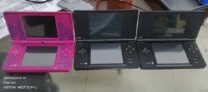 3 units of Nintendo Dsi