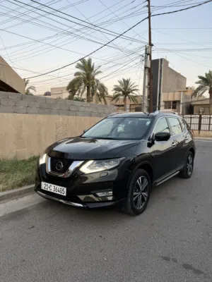 نيسان اكس تريل خليجي 2018 بحالة الوكاله