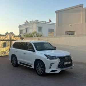 لكزس lx 570 2016 نظيف