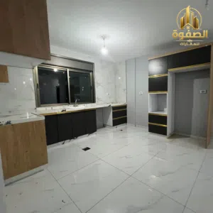 130 m2 2 Bedrooms Apartments for Rent in Ramallah and Al-Bireh Al Tira