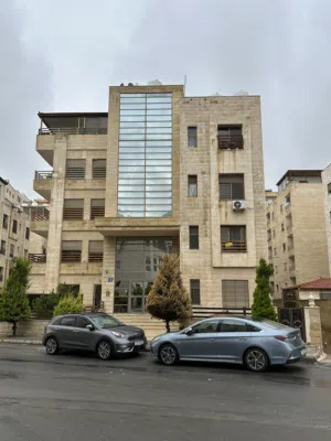 ستيديو بمدخل خاص بجانب كوزمو السابع للايجار