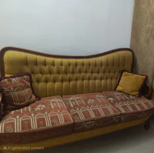 طقم كنب بشبه المرس نظيف وشبه جديد للبيع