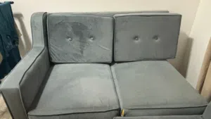 Sofa set and carpets in good condition for sale