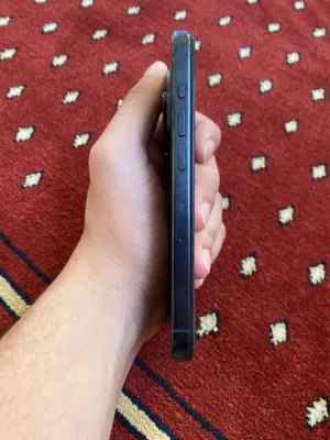 Apple iPhone 15 Pro 256 GB in Al Ain
