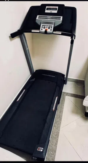 Treadmill proform