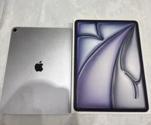 iPad للبيع نظيف جدًا + البطارية 100% Cycle Count: 57 فقط مع الكرتون وحالته ممتازة الجاد يكلمني خاص